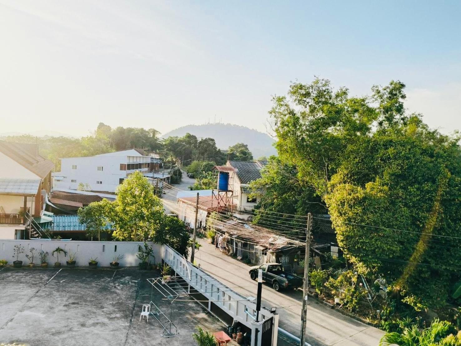 Siray House Aparthotel Phuket Exterior photo