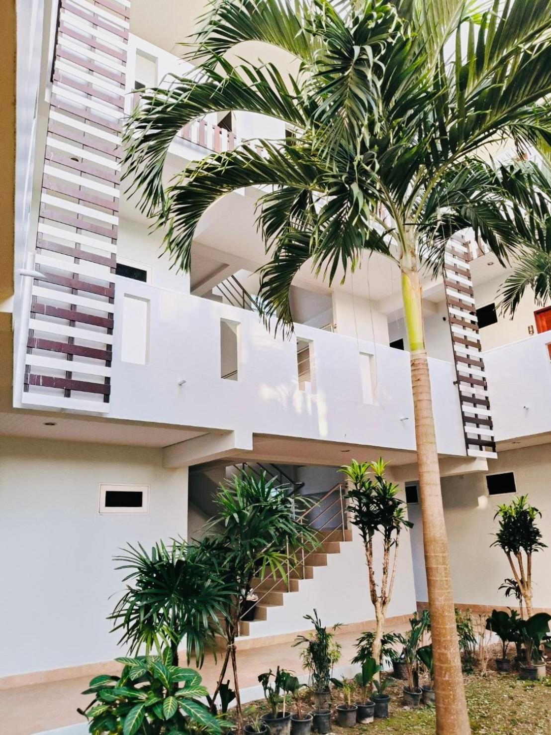 Siray House Aparthotel Phuket Exterior photo