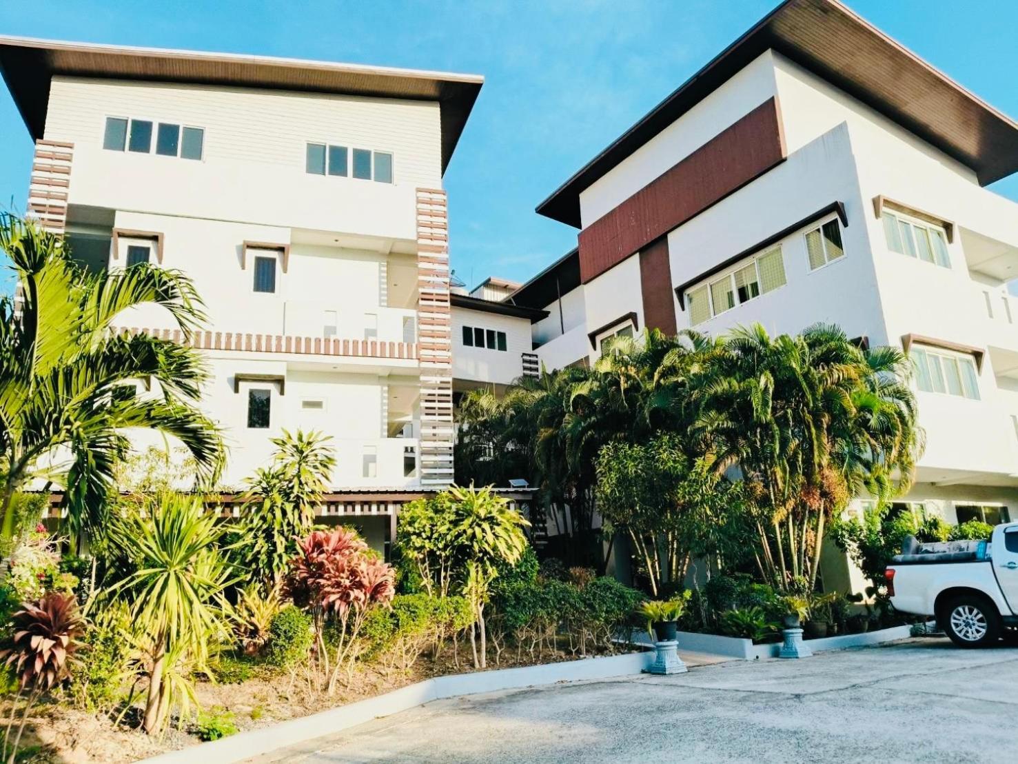 Siray House Aparthotel Phuket Exterior photo